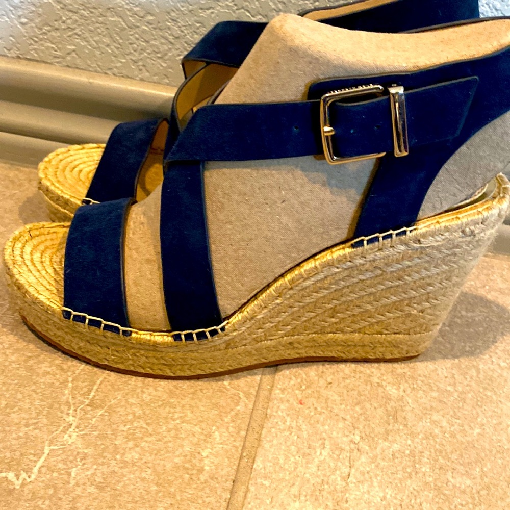 Kenneth Cole Navy Wedges